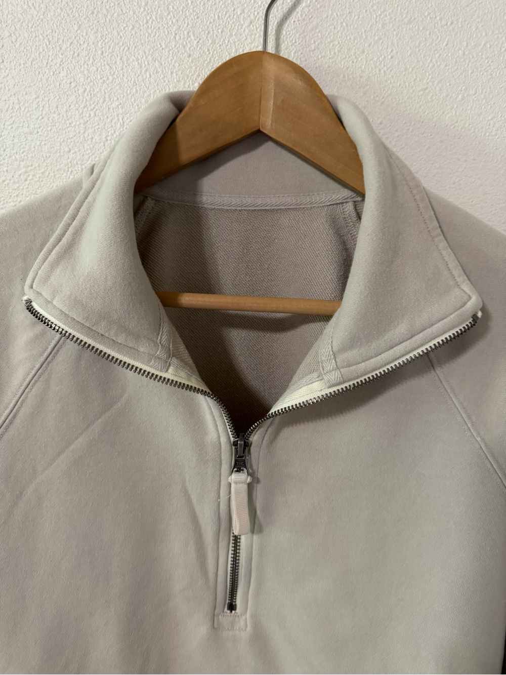 Vuori Sedona Half-Zip Sweater Salt Light Gray Loungewear Athleisure-Medium - Picture 3 of 8